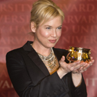 Zellweger adds Hasty Pudding Pot to trophy shelf